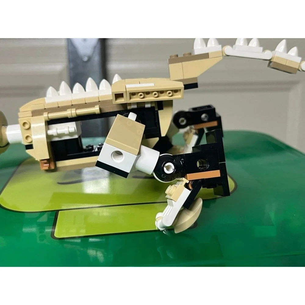 LEGO Jurassic World: T. rex Dinosaur Fossil Exhibition (76940)